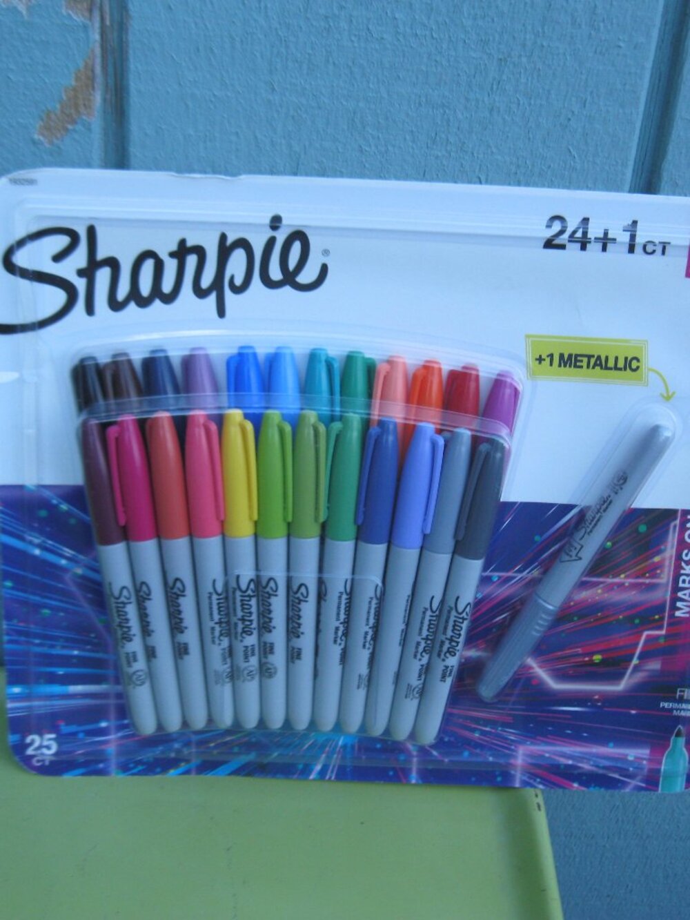 25 Count Sharpie Markers